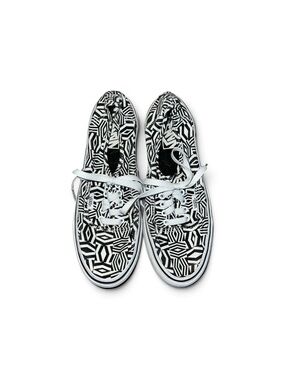 Womens Black & White Geometric Canvas Sneakers